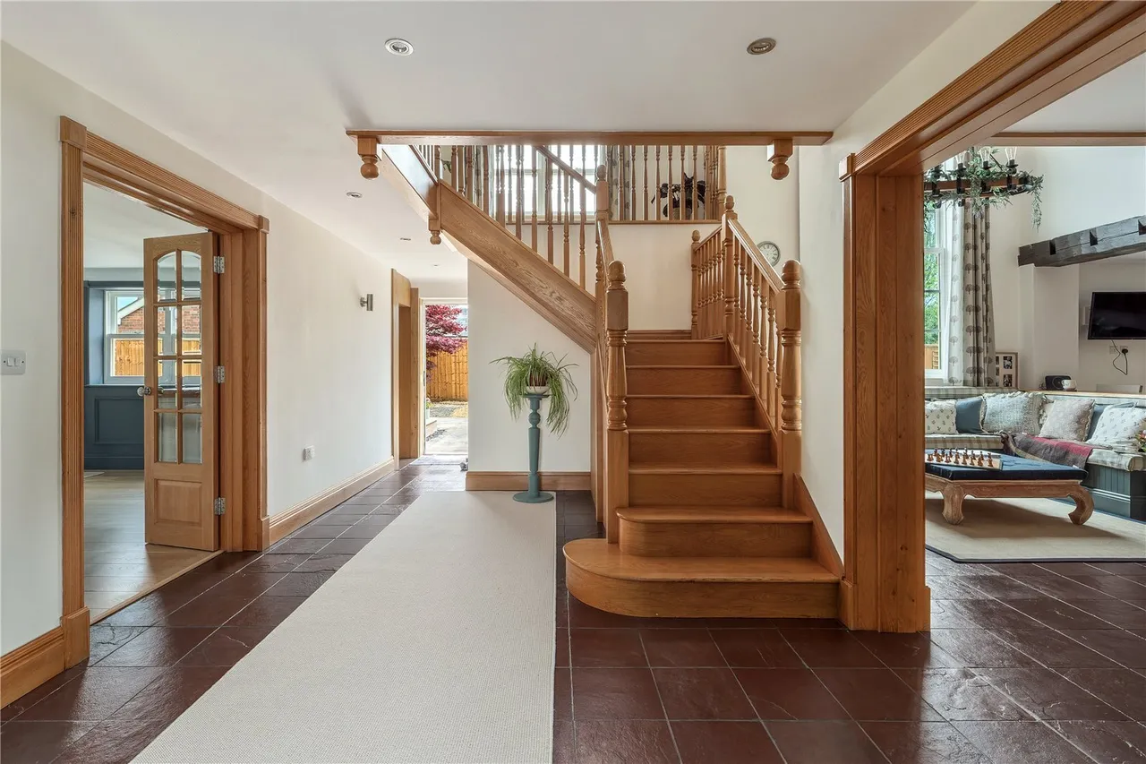Booth Bed Lane, Allostock, WA16, photo 4