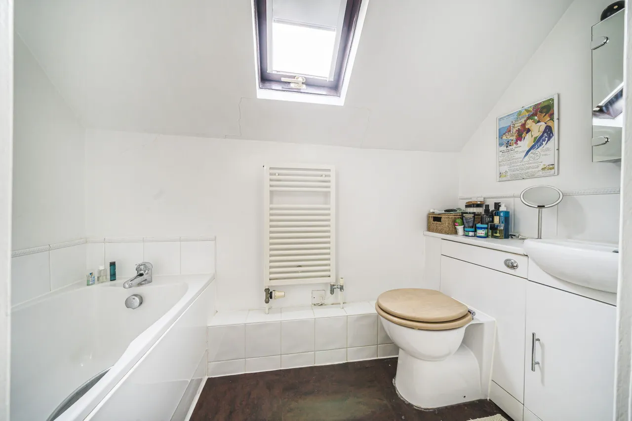 Greys Road, Henley-on-Thames, RG9, photo 17