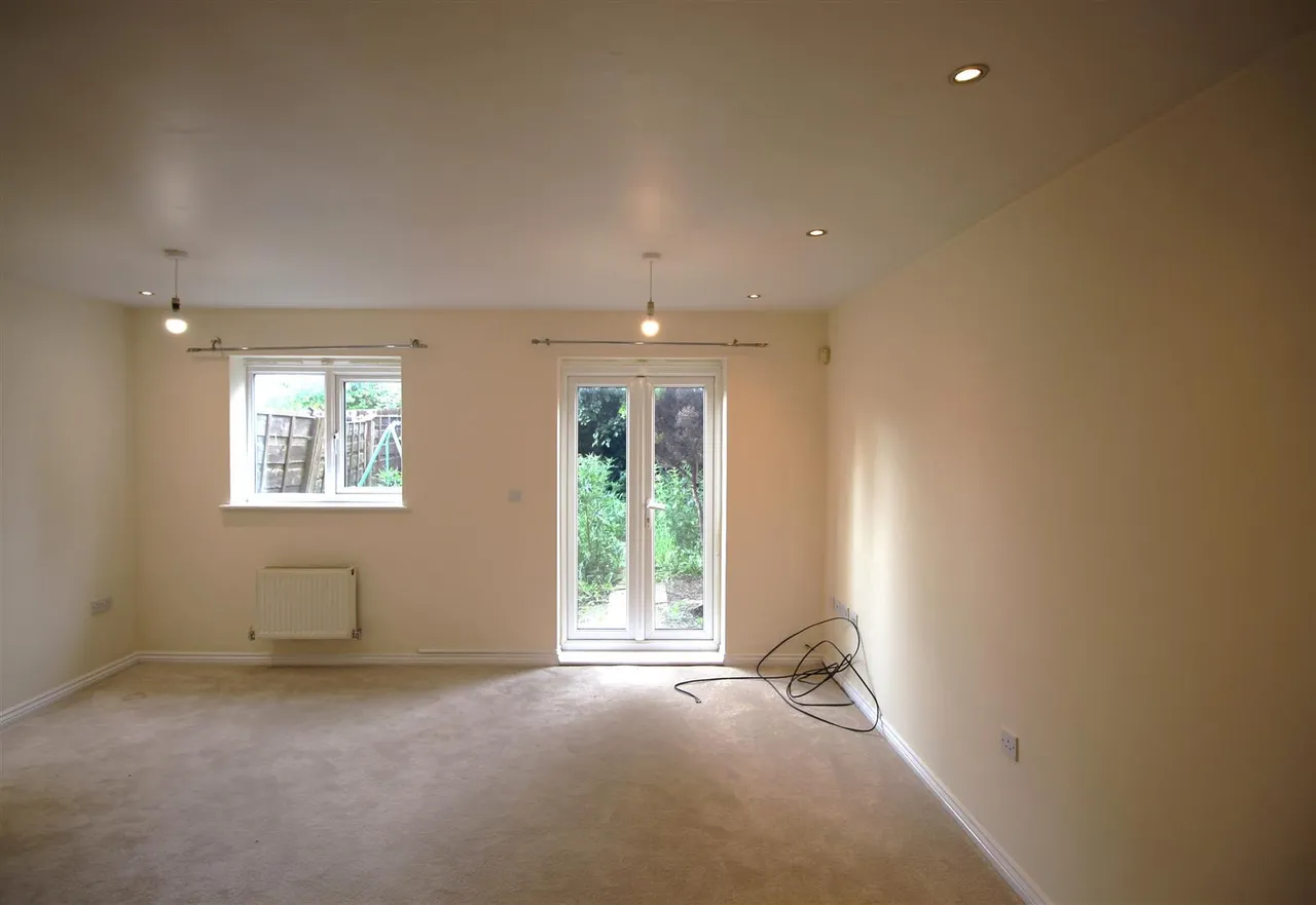 3 bed house for sale — Queens Road, Manchester, Lancashire, M8 8UQ
