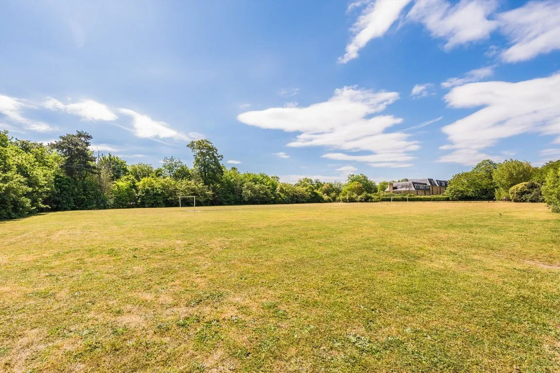 Holmesdale Road, TW11, photo 6