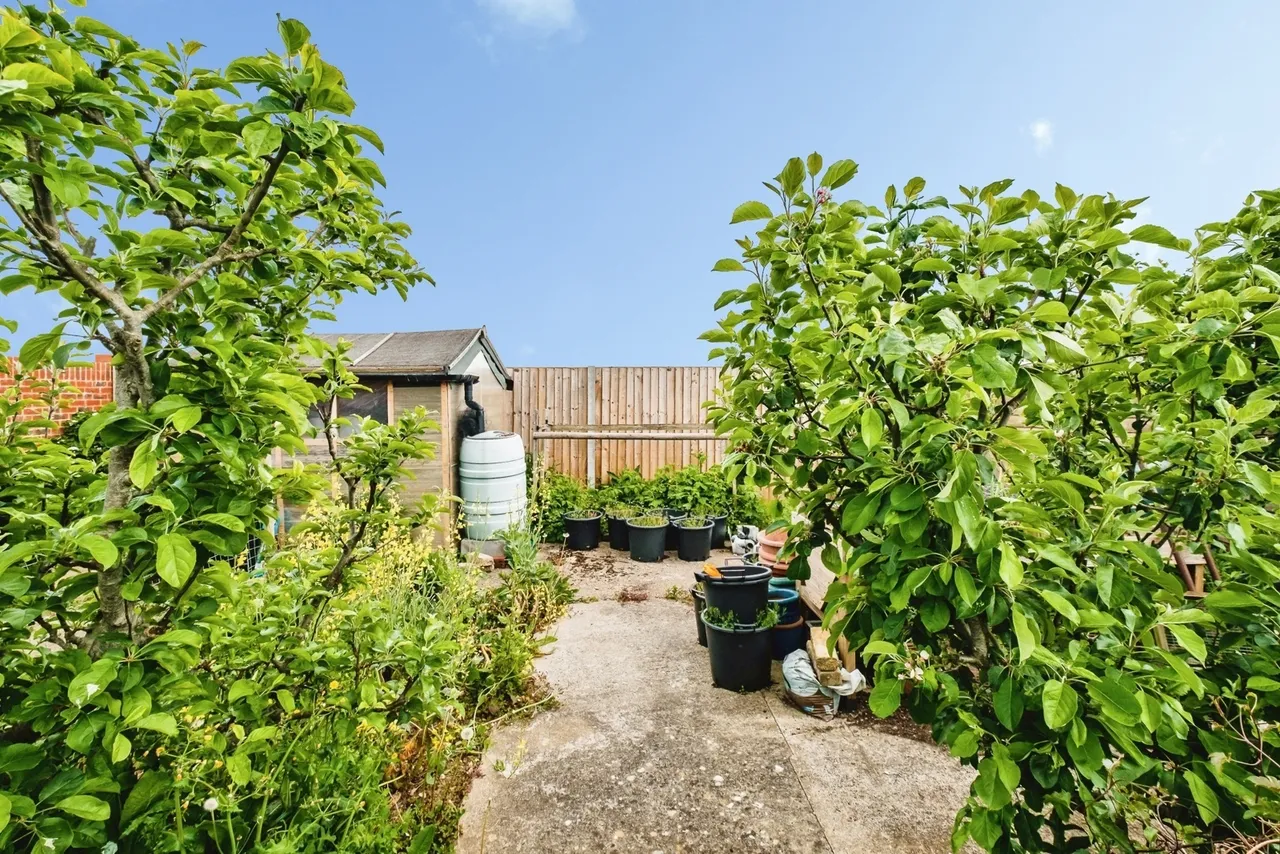 North End Road, Yapton, BN18, photo 22