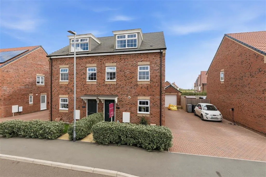 4 bed house for sale, Orchard Way, Corby Glen, NG33