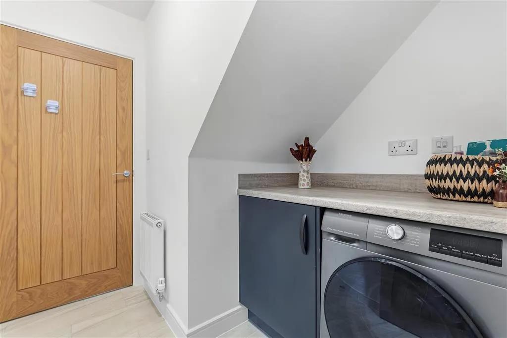Orchard Way, Corby Glen, NG33, photo 11