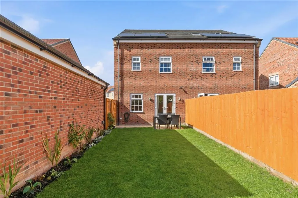 Orchard Way, Corby Glen, NG33, photo 2