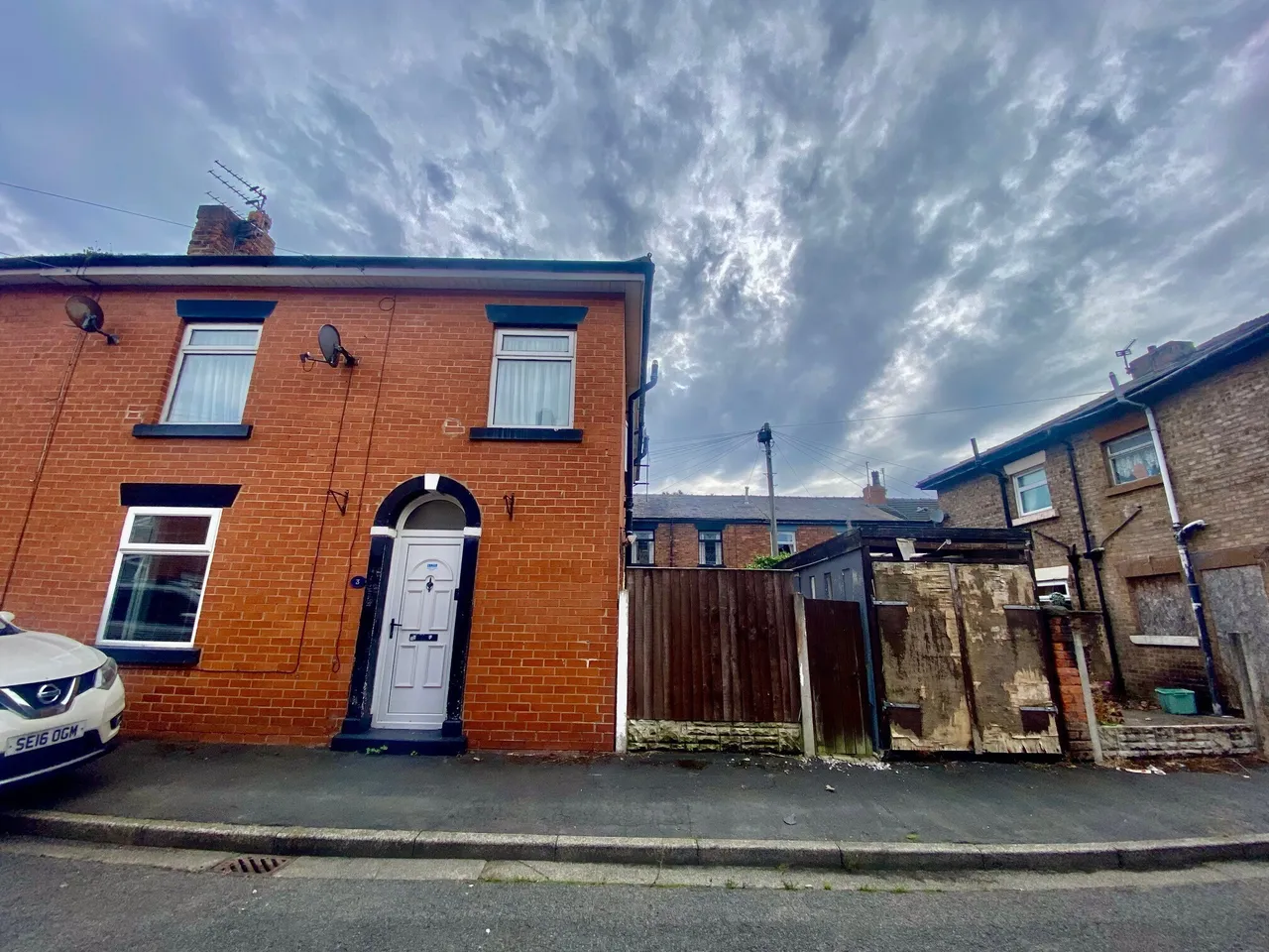 2 bed house to rent — John Street, Chorley