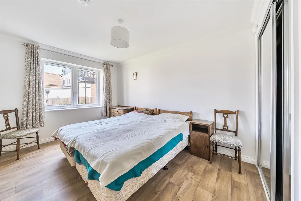 Commercial Road, Paddock Wood, TN12, photo 8