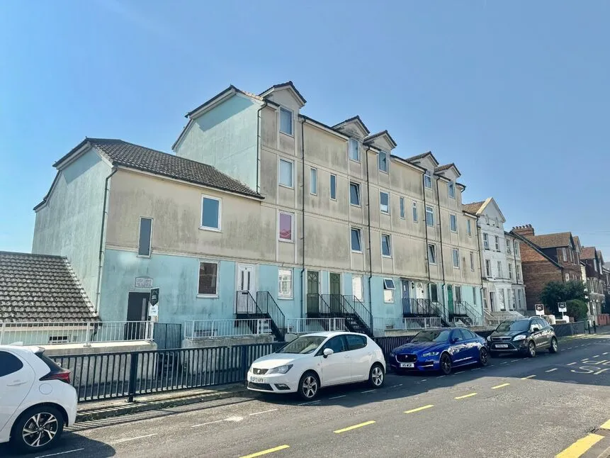 1 bed flat for sale — Radnor Bridge Road, Folkestone, CT20