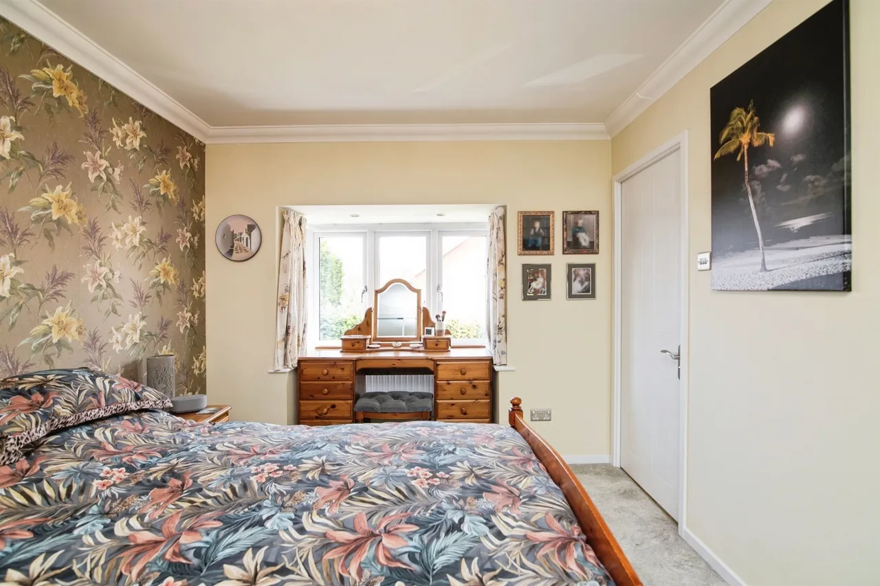 Boscobel Close, DUDLEY, photo 11