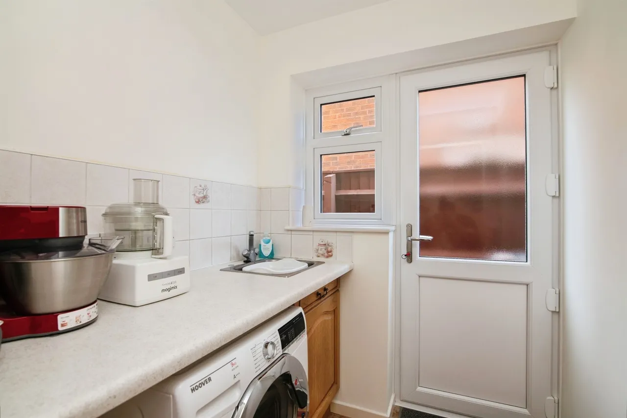 Boscobel Close, DUDLEY, photo 10