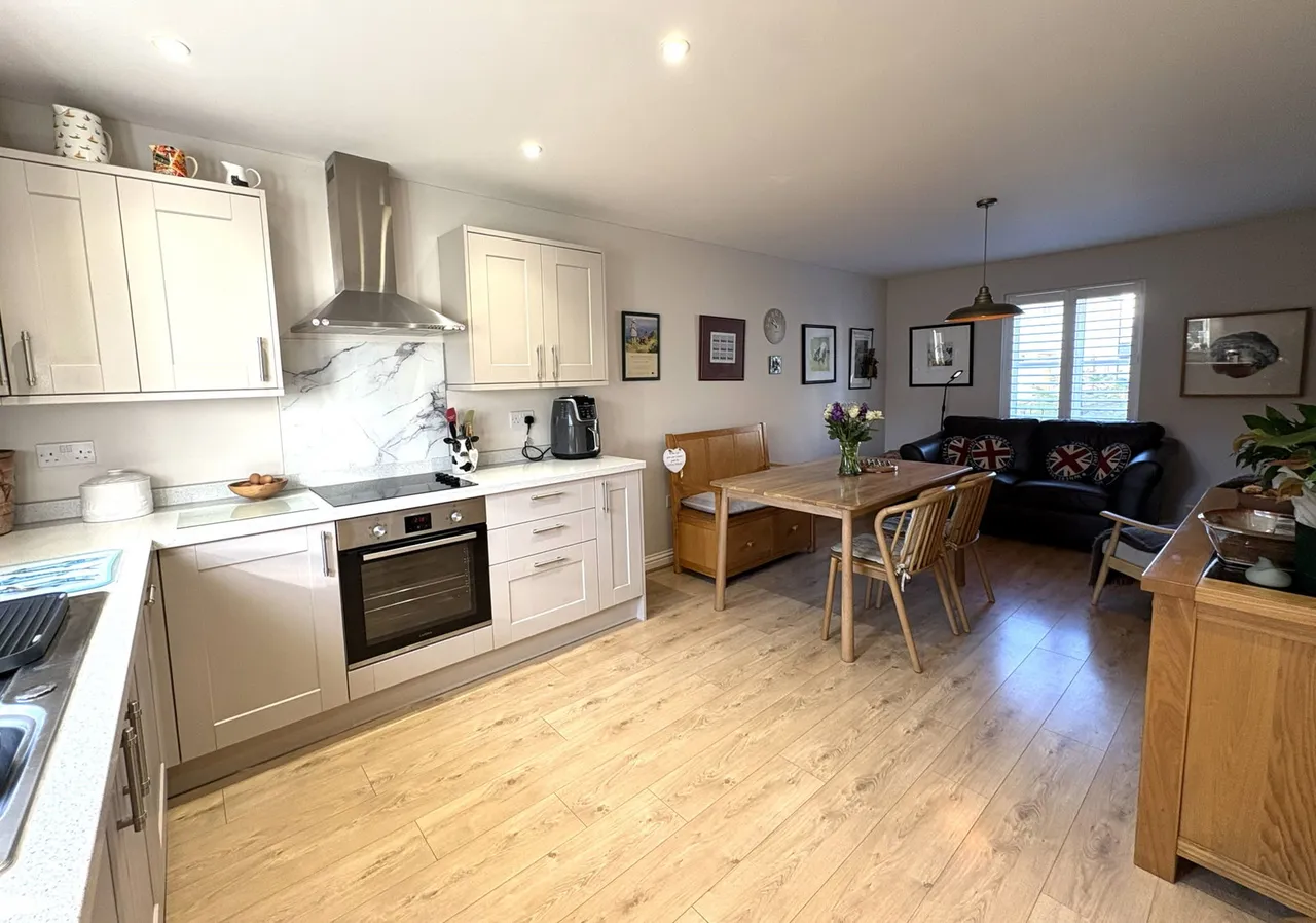 Higman Close, Mary Tavy..., photo 2
