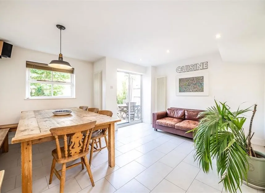 North Place, Teddington, TW11, photo 4