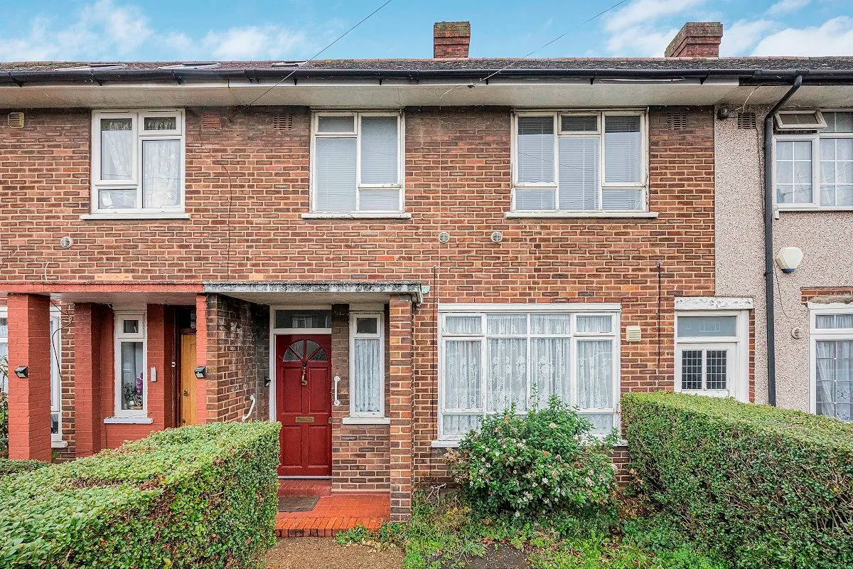 3 bed house for sale — Bray Drive, London, E16 1LD