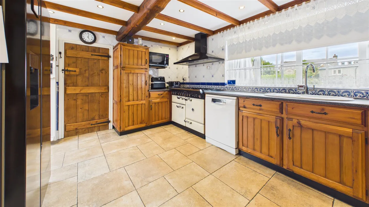 Bedehouse Bank, Bourne, photo 4