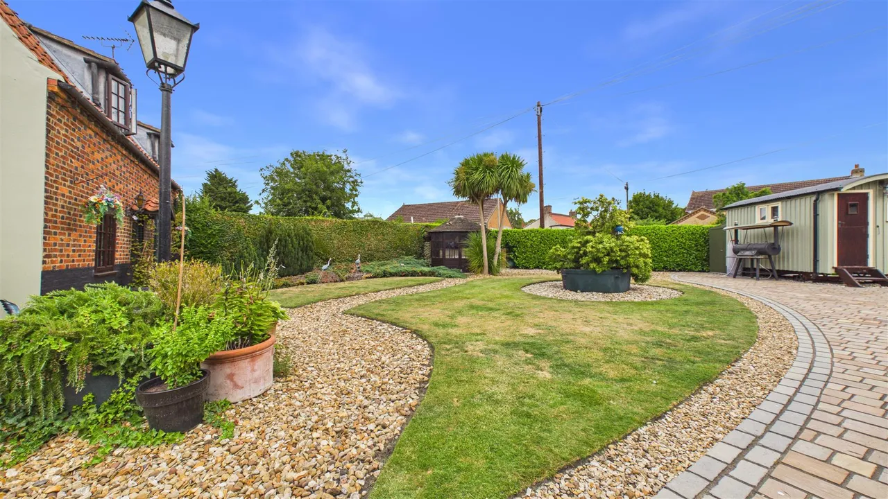 Bedehouse Bank, Bourne, photo 54