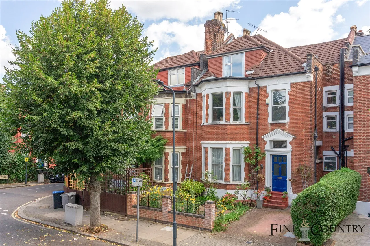6 bed house for sale, Blenheim Gardens, London