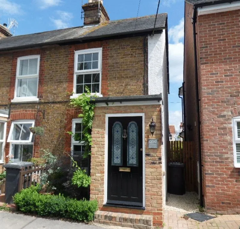 2 bed property for sale — Station Road, Cookham SL6 9BY