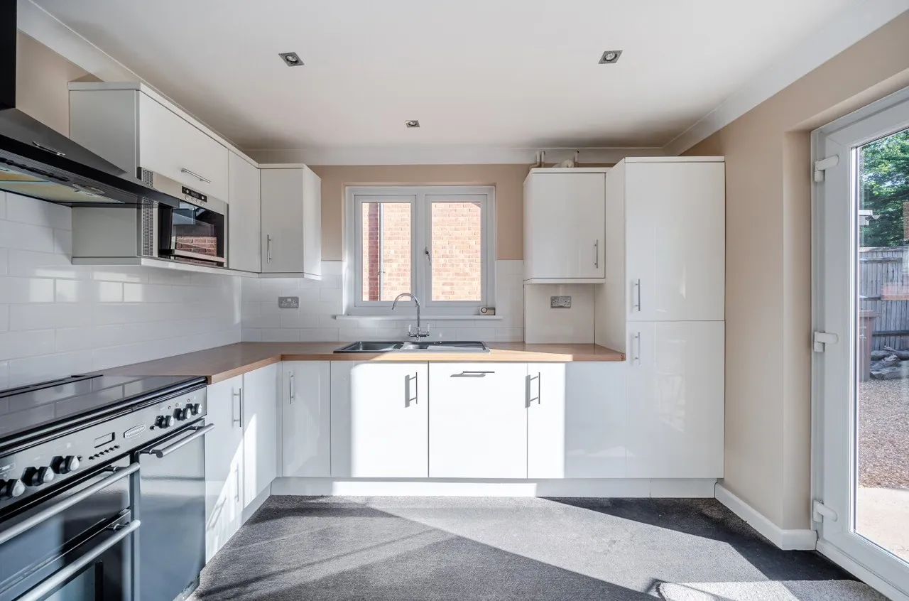 Salisbury Road, West Wellow, SO51, photo 4
