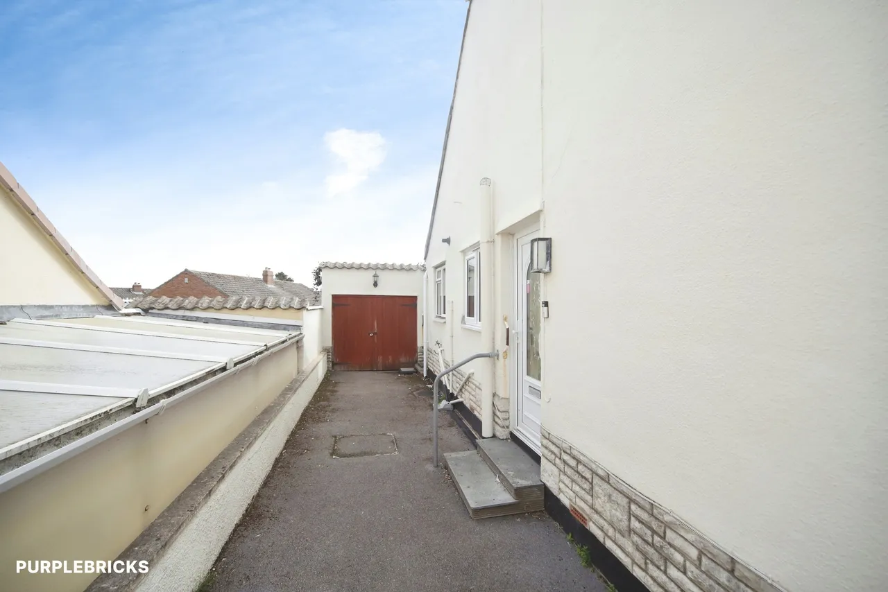 Crosswell Close, Bridgwater, TA6, photo 17