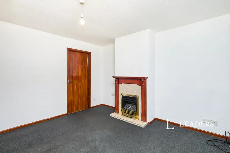 Weston Park Gardens, Shelton Lock, DE24, photo 2