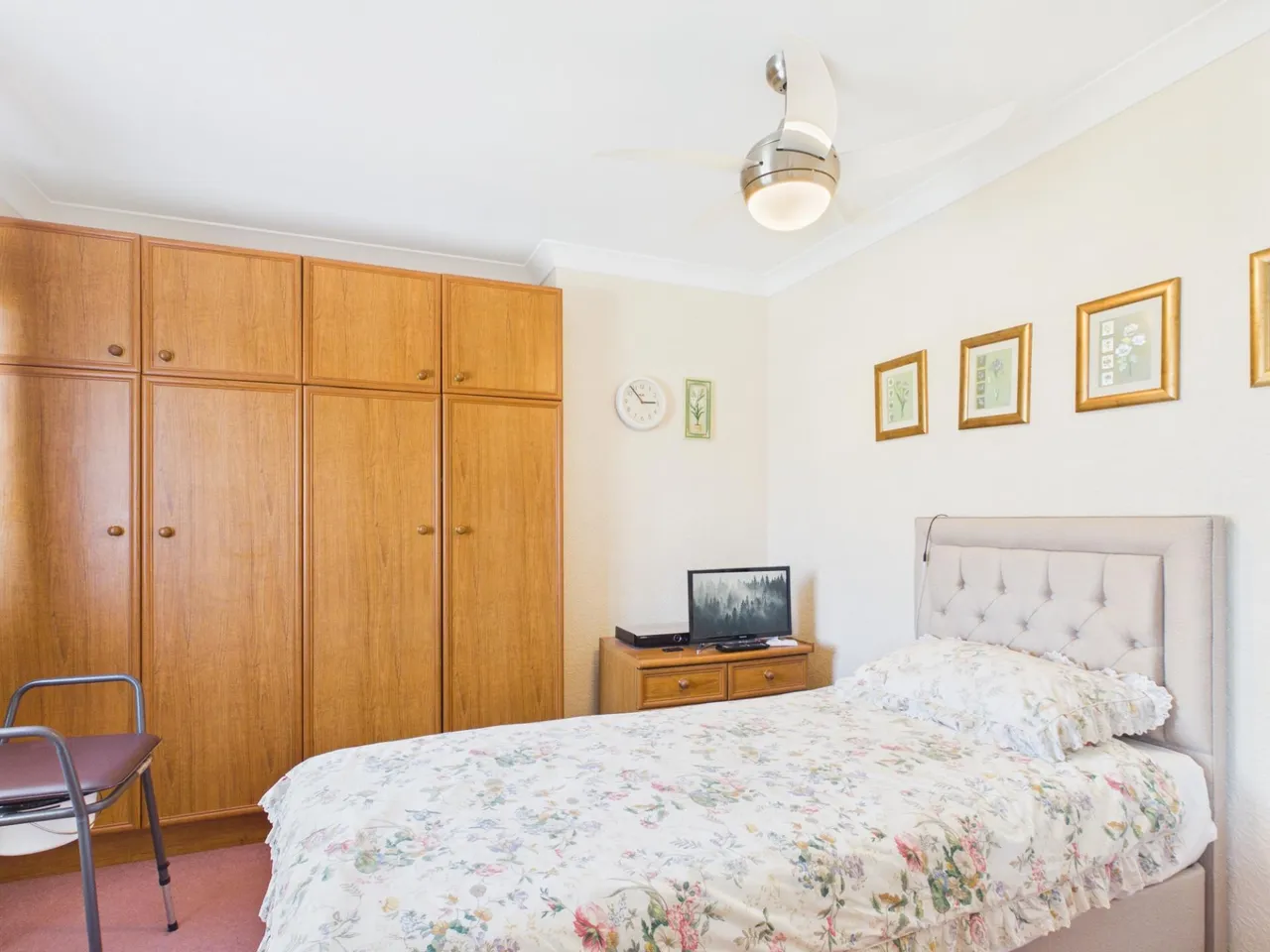 Lodge Avenue, Drayton, PO6, photo 11