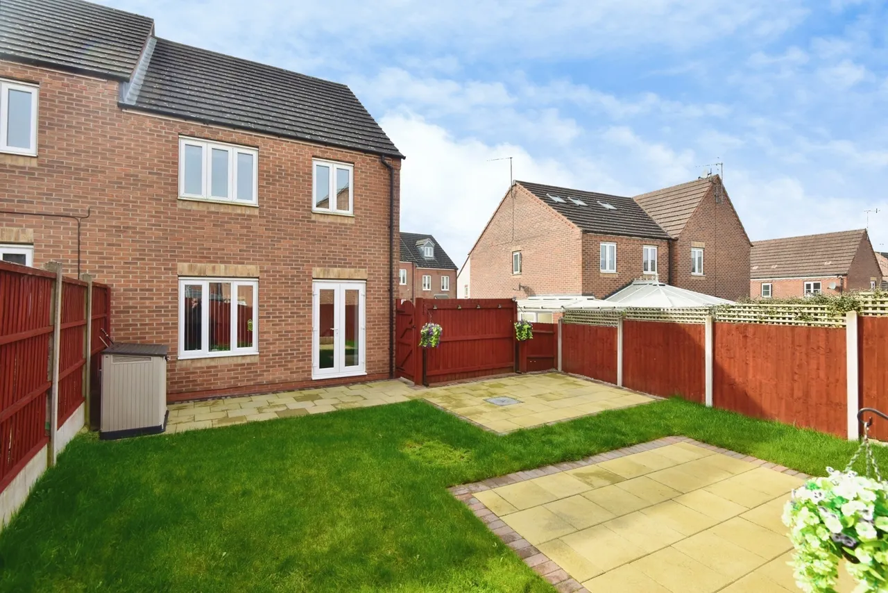 Burtree Drive, STOKE-ON-TRENT, Staffordshire, ST6, photo 17