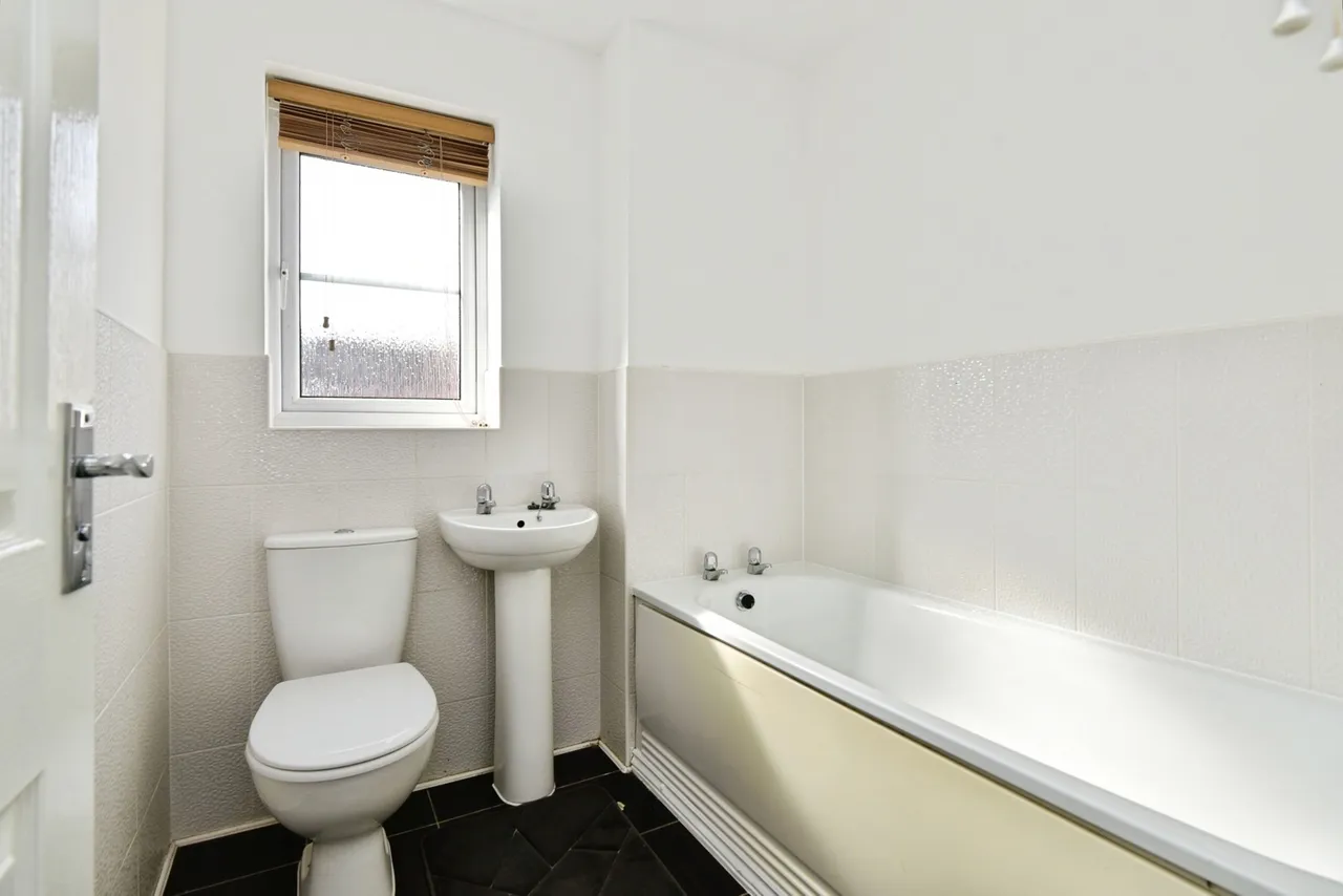 Burtree Drive, STOKE-ON-TRENT, Staffordshire, ST6, photo 14