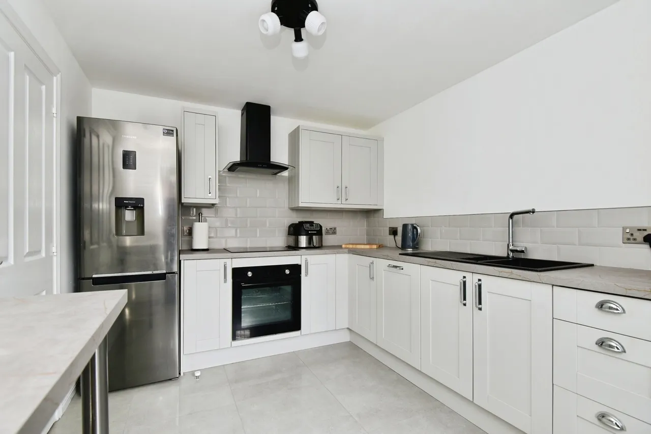 Burtree Drive, STOKE-ON-TRENT, Staffordshire, ST6, photo 4
