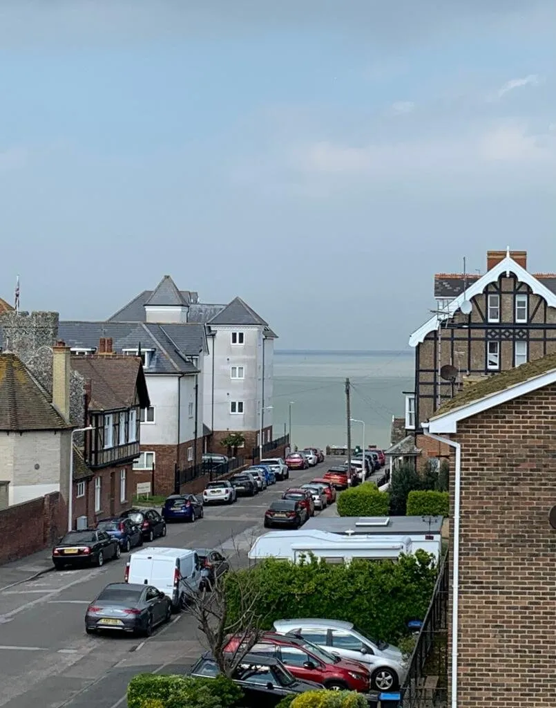 Westgate Bay Avenue, Westgate-on-Sea, CT8, photo 7