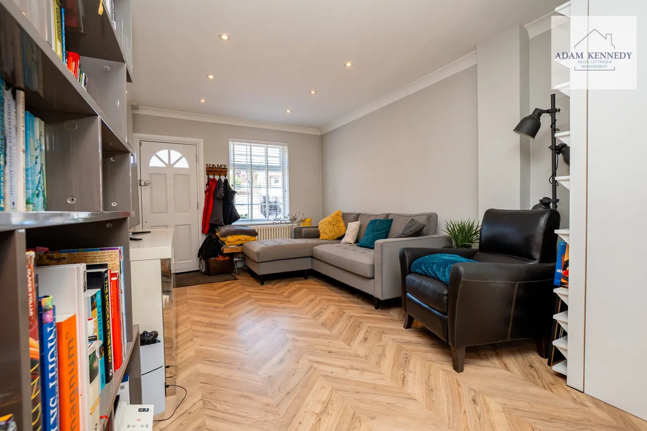 3 Batley Road, Enfield, Greater London, EN2 0JG, photo 3