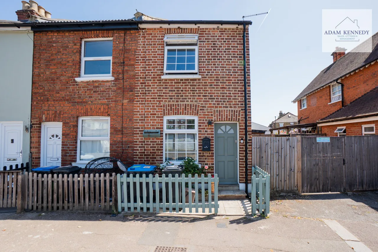 2 bed house for sale — 3 Batley Road, Enfield, Greater London, EN2 0JG