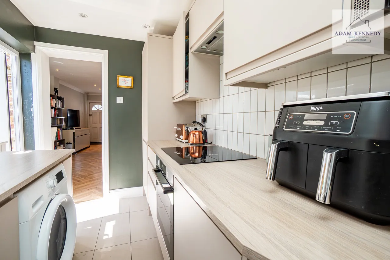 3 Batley Road, Enfield, Greater London, EN2 0JG, photo 9