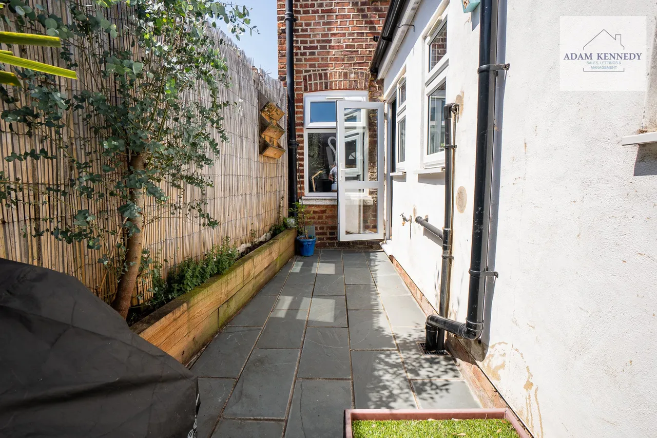 3 Batley Road, Enfield, Greater London, EN2 0JG, photo 13