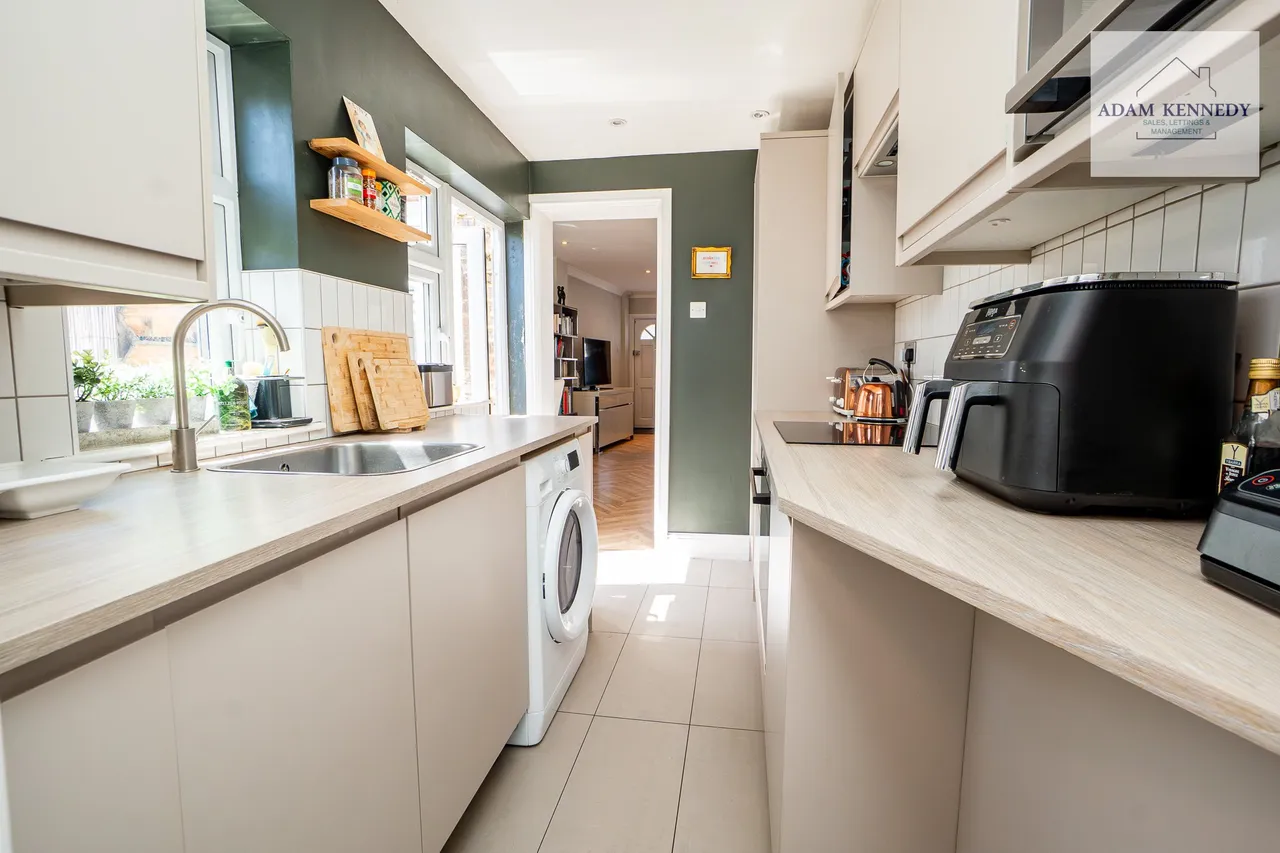 3 Batley Road, Enfield, Greater London, EN2 0JG, photo 8