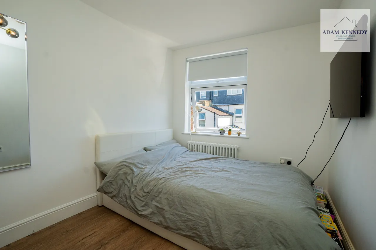3 Batley Road, Enfield, Greater London, EN2 0JG, photo 15