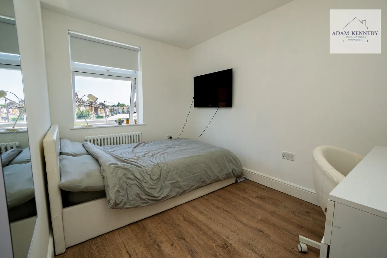 3 Batley Road, Enfield, Greater London, EN2 0JG, photo 14