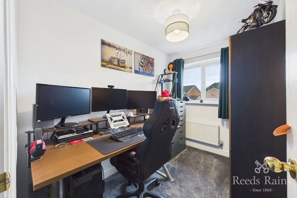 Queensbury Court, Normanton, WF6, photo 18