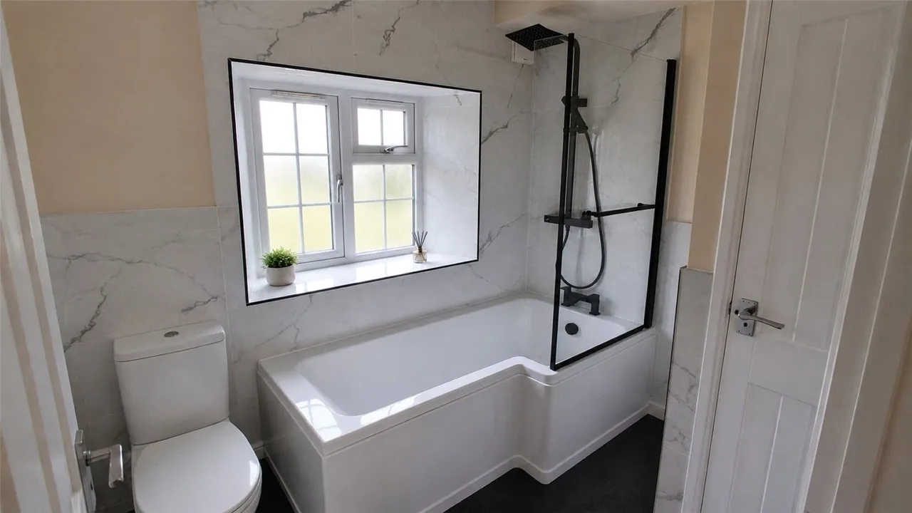 Madeley Manor, CREWE, Cheshire, CW3, photo 13