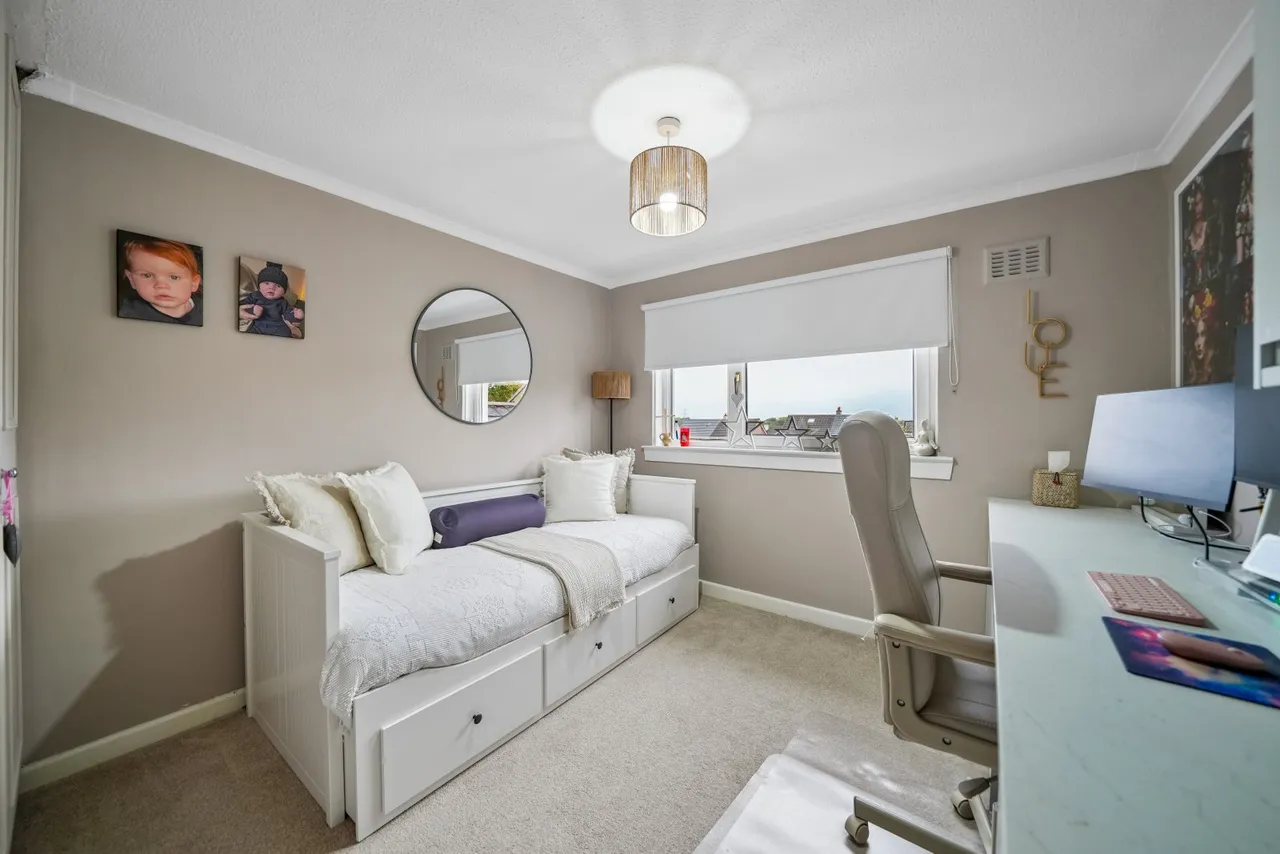 Burns Gardens, Blantyre, G72, photo 19