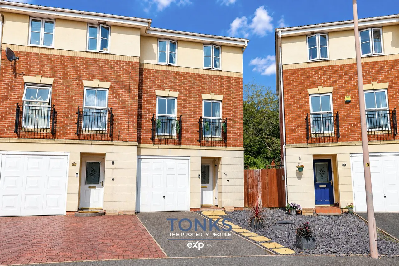 3 bed house for sale, Manson Drive, Cradley Heath, B64