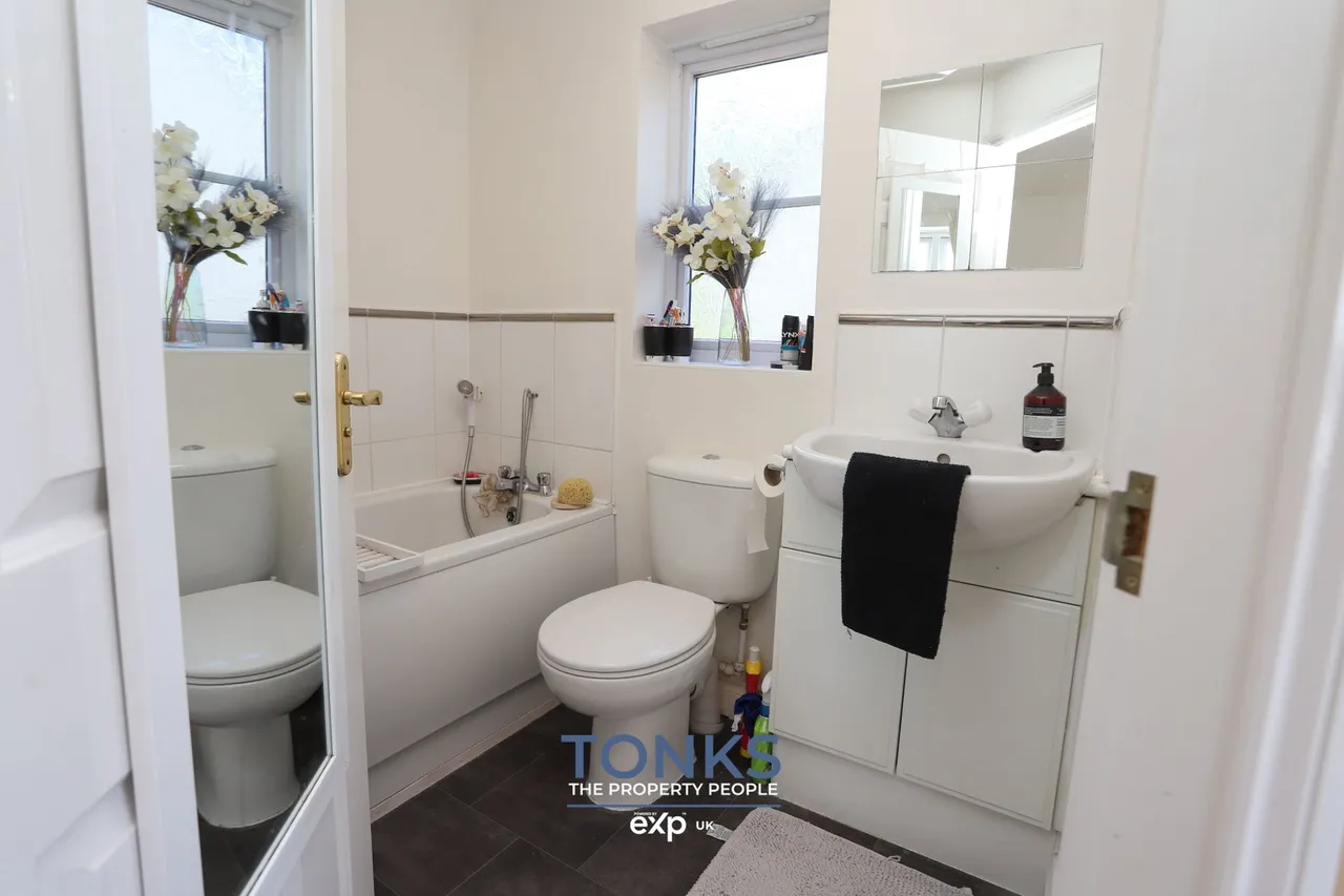 Manson Drive, Cradley Heath, B64, photo 17