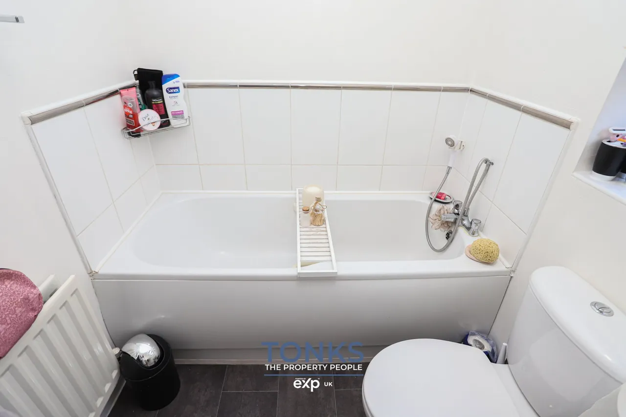 Manson Drive, Cradley Heath, B64, photo 18