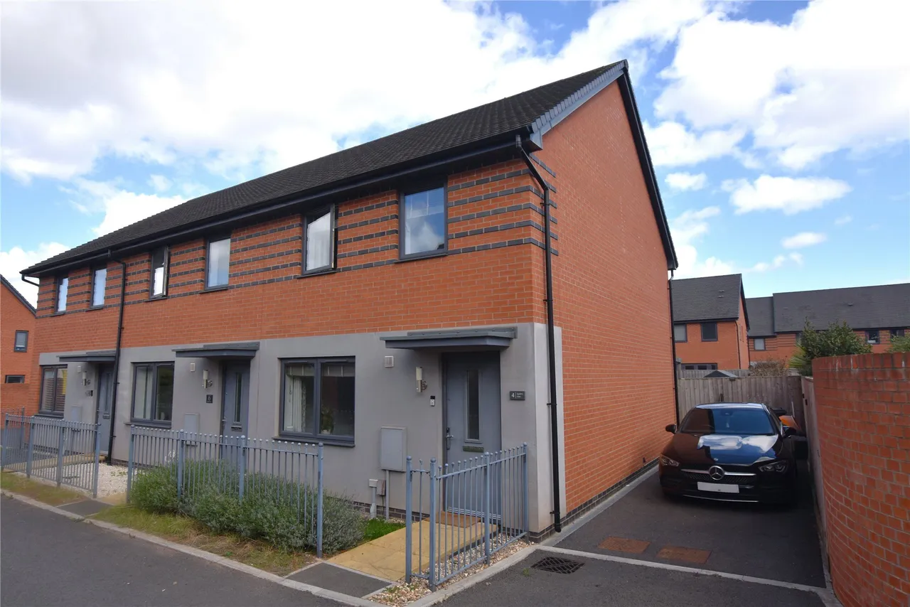 3 bed property for sale — Quern Rise, Tithebarn, Exeter, Devon, EX1
