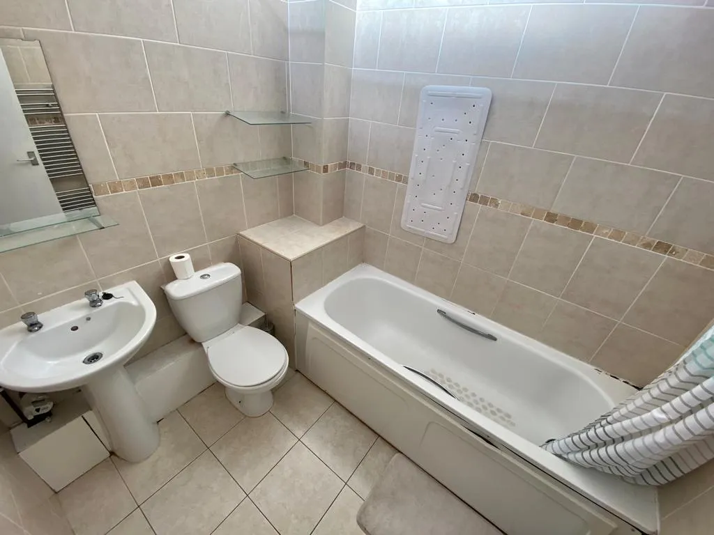 Silverton Way, Wolverhampton, WV11, photo 6