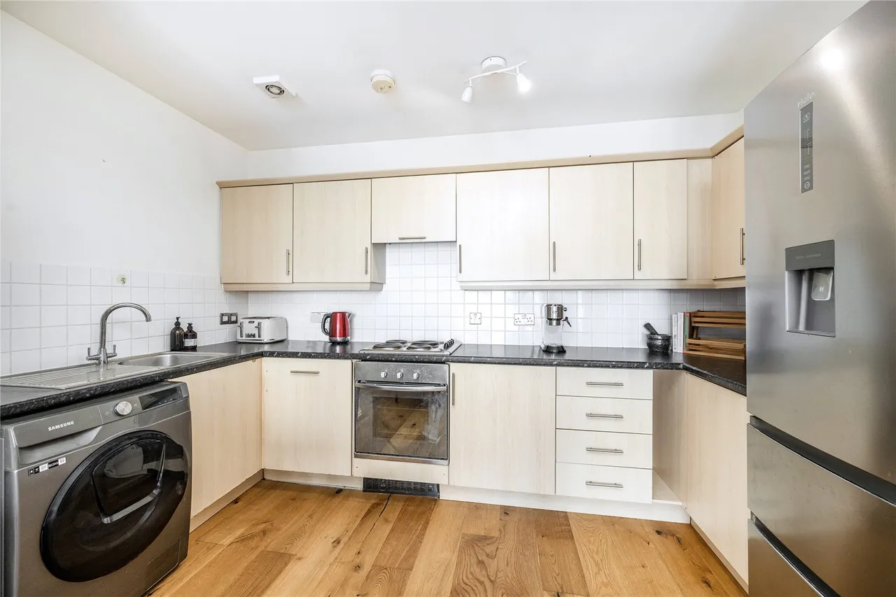 Oakwood Close, Hither Green, SE13, photo 3