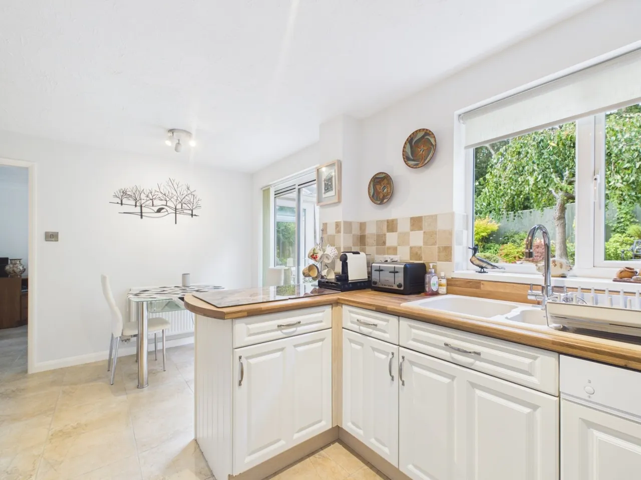 Priorslee, Telford TF2 9GH, photo 6