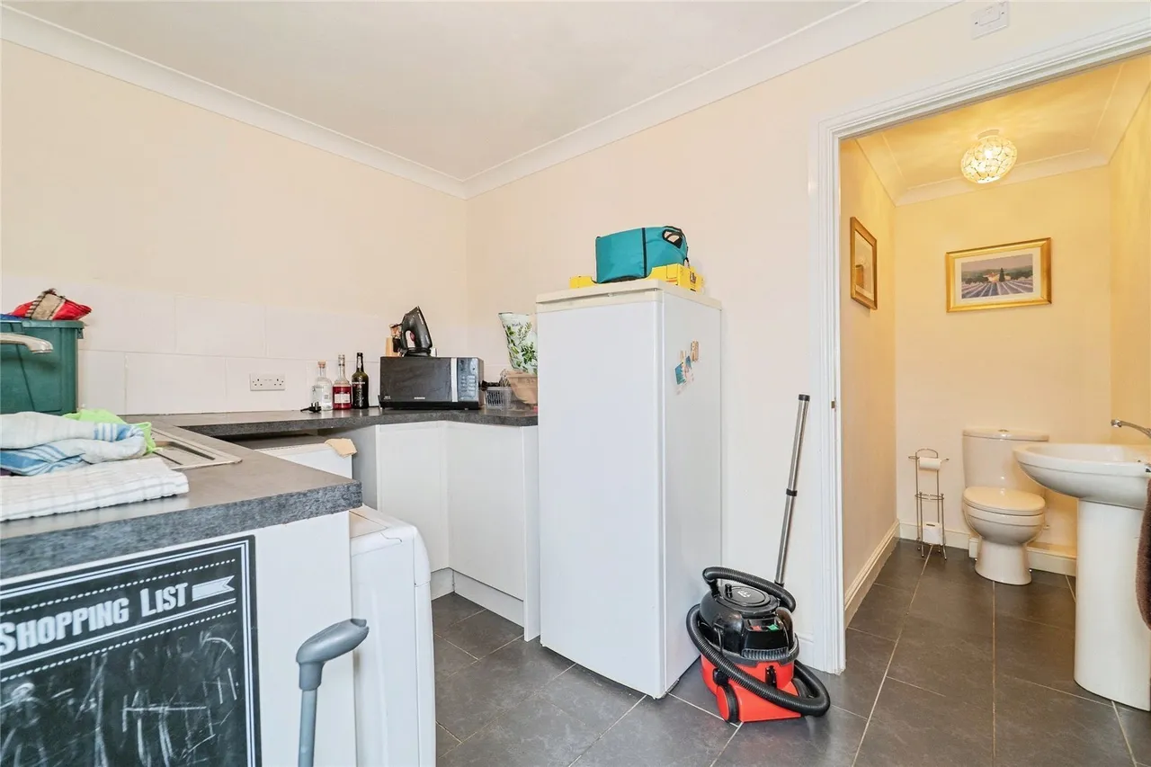Castle Close, Roch, SA62, photo 10