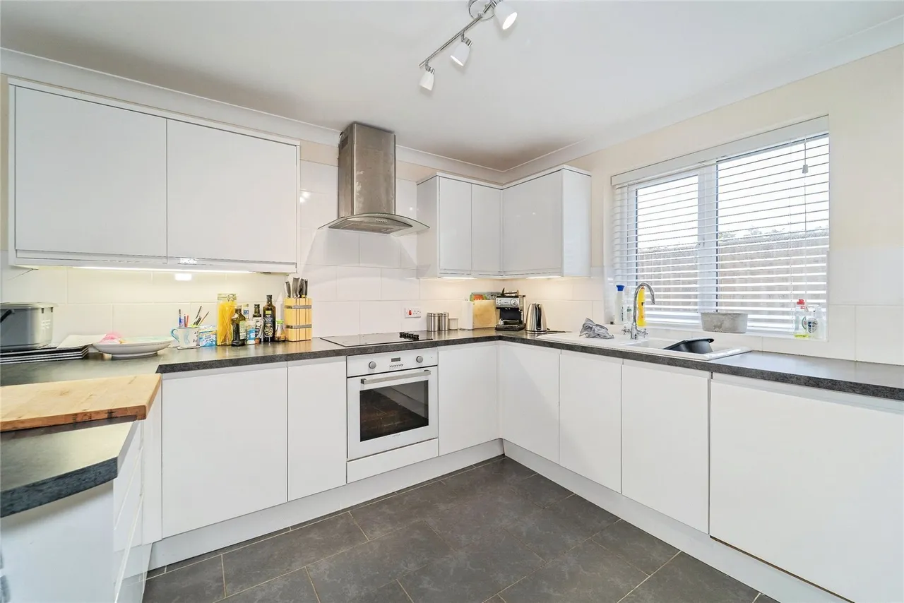 Castle Close, Roch, SA62, photo 8