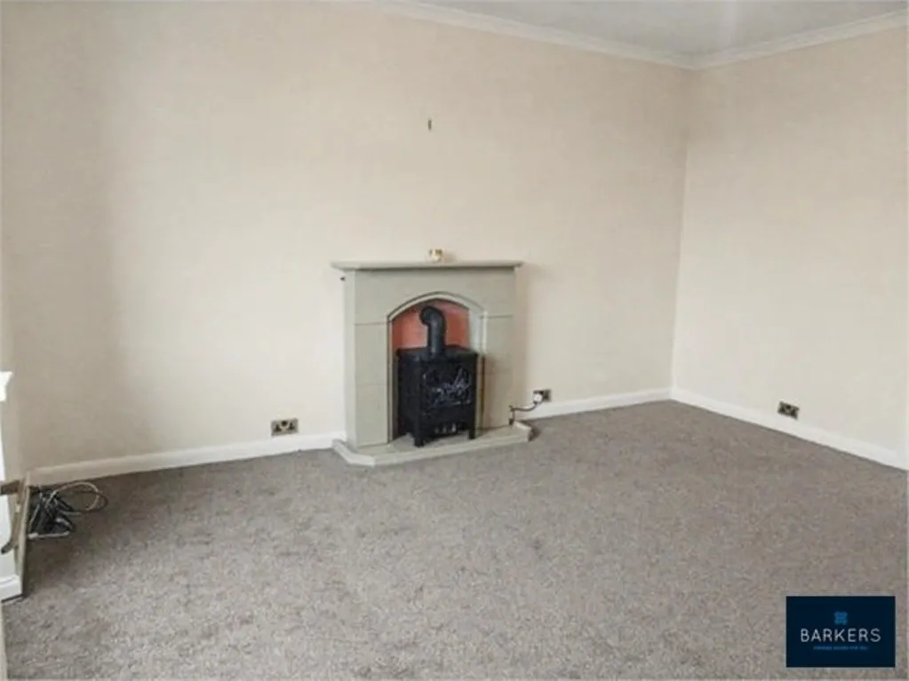 Bradford Road, Birstall, Batley WF17 8NJ, photo 3