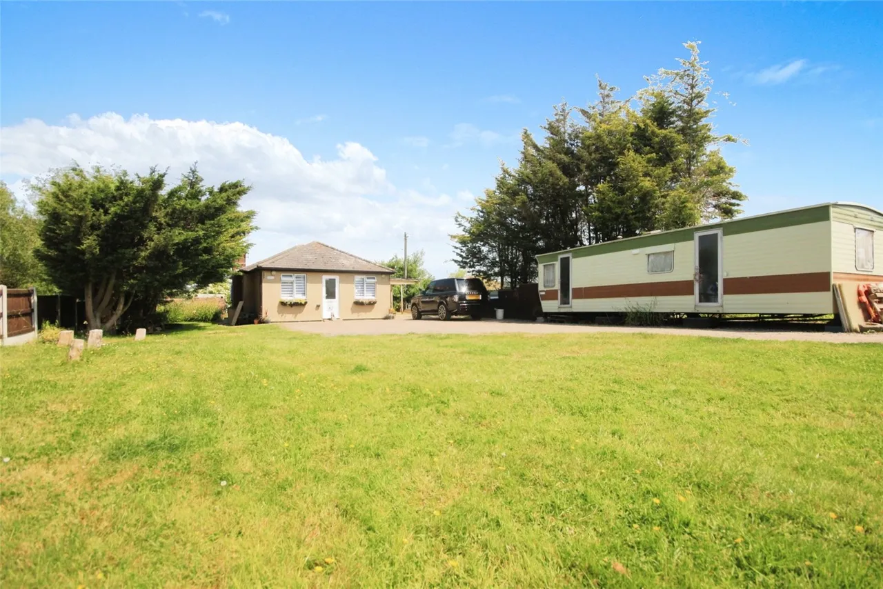 Meadow Lane, Runwell, Wickford, Essex, SS11, photo 12