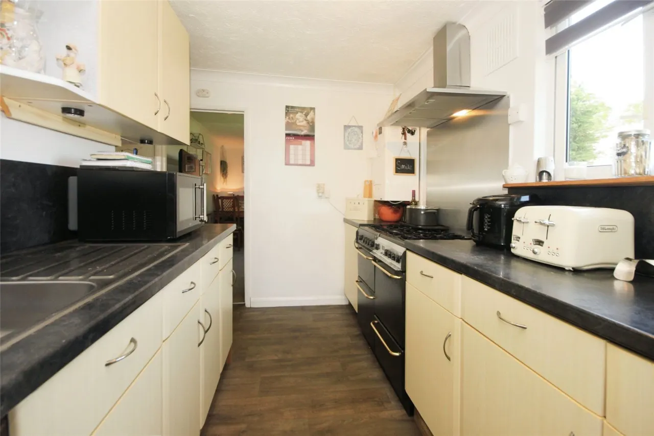 Meadow Lane, Runwell, Wickford, Essex, SS11, photo 11